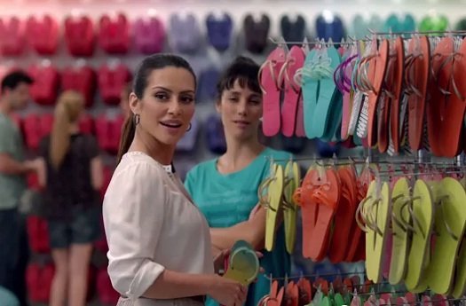 Cléo Pires - rasteirinhas Havaianas